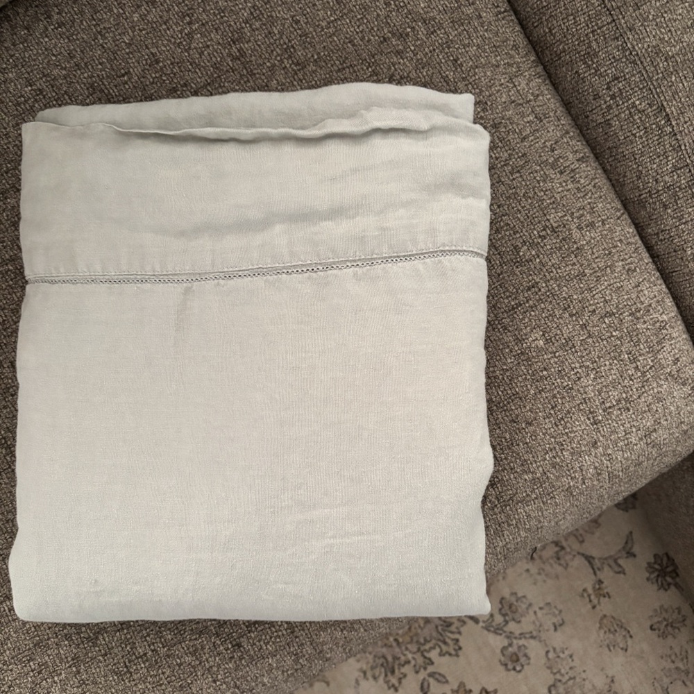 Pottery Barn Light Gray 100% Linen Light Gray Flat Sheet Only